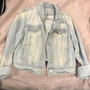 Light wash jean jacket